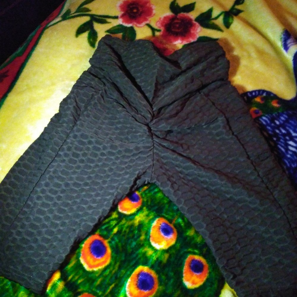 Dark green work out biker shorts